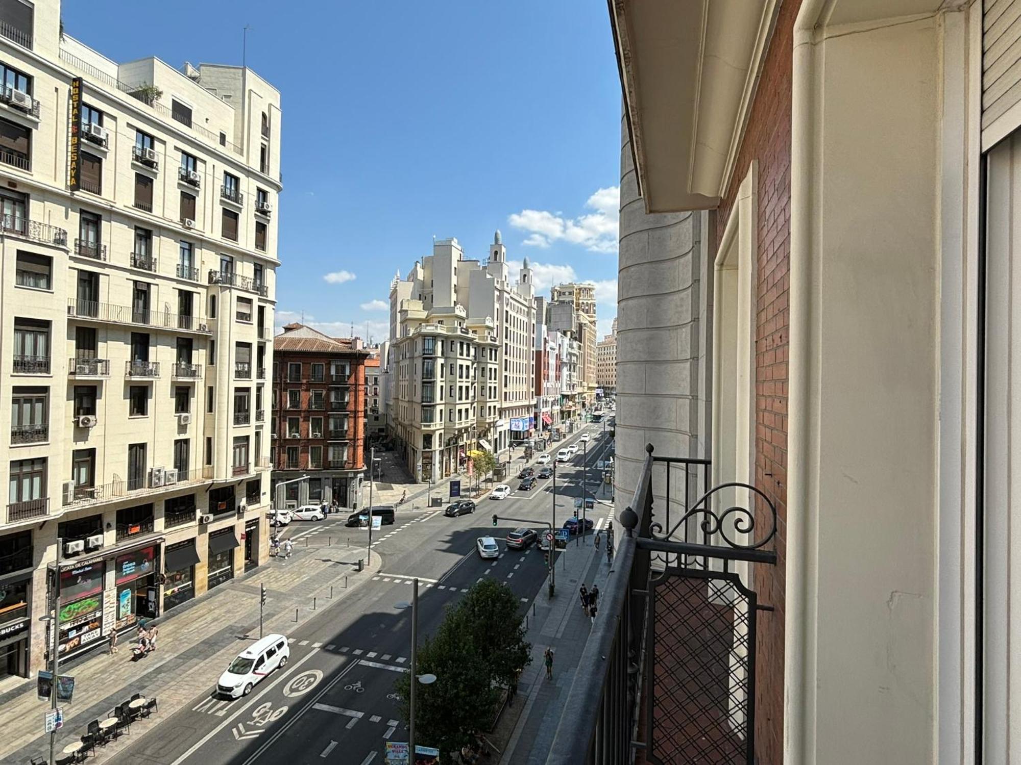 Appartamento Gran Via 55 Madrid Esterno foto