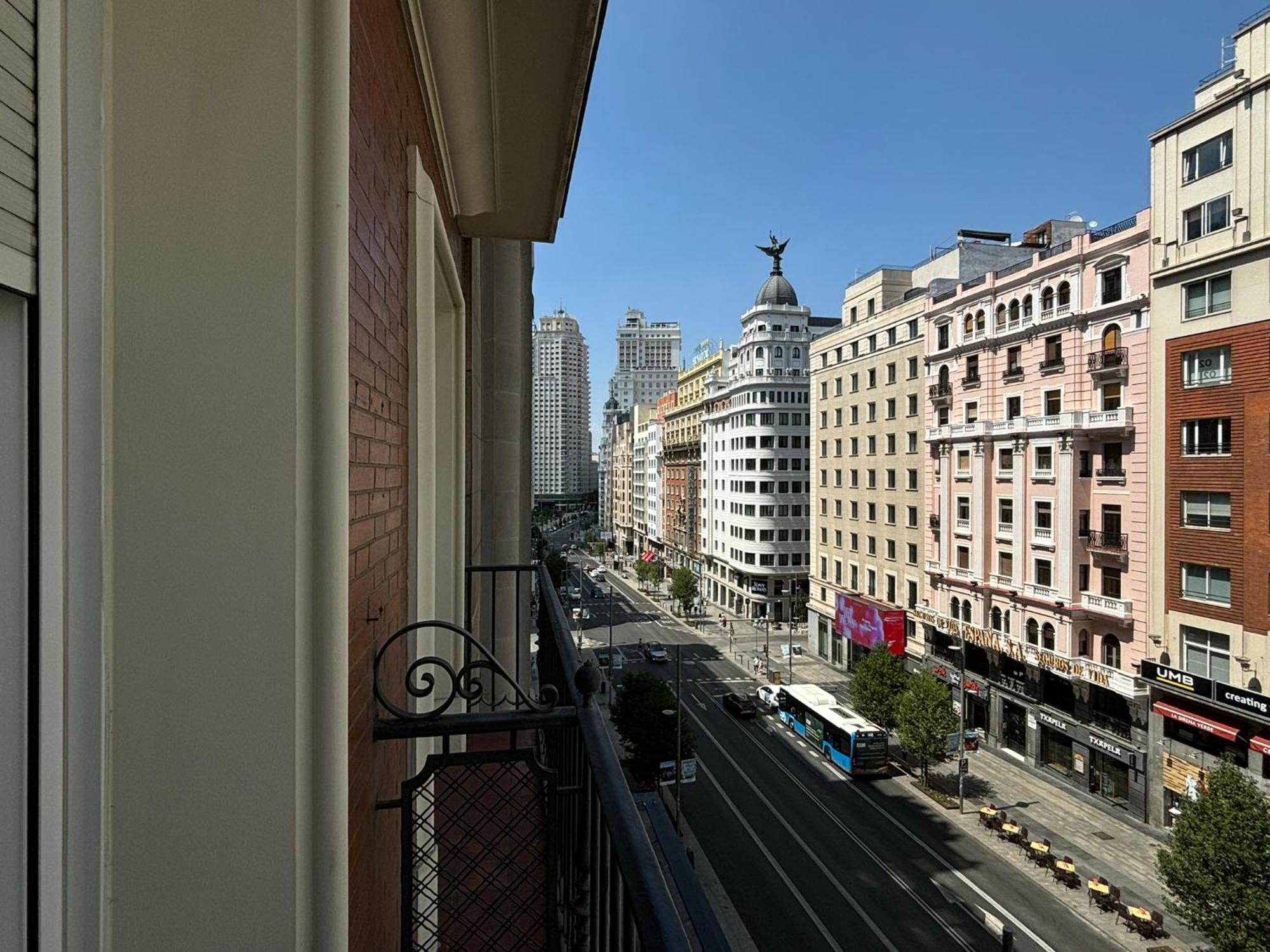 Appartamento Gran Via 55 Madrid Esterno foto